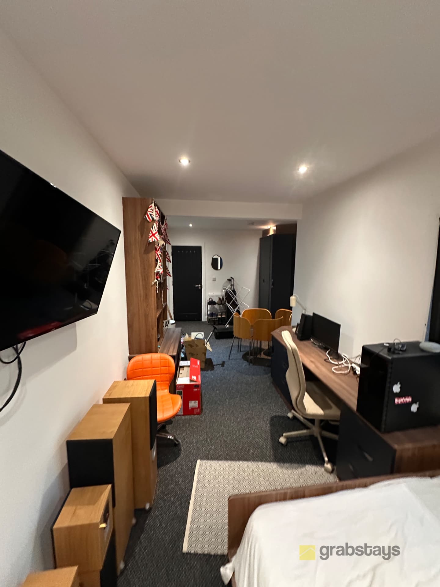 Large en suite room Coventry - Photo 2